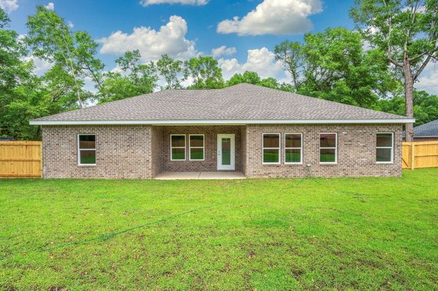 3863 Poverty Creek, Crestview, FL 32539