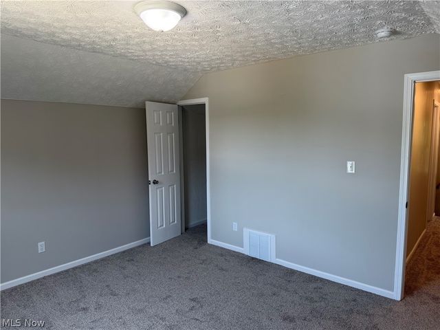 858 Forrest Drive, Akron, OH 44306