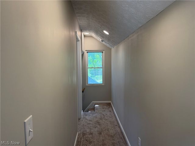 858 Forrest Drive, Akron, OH 44306