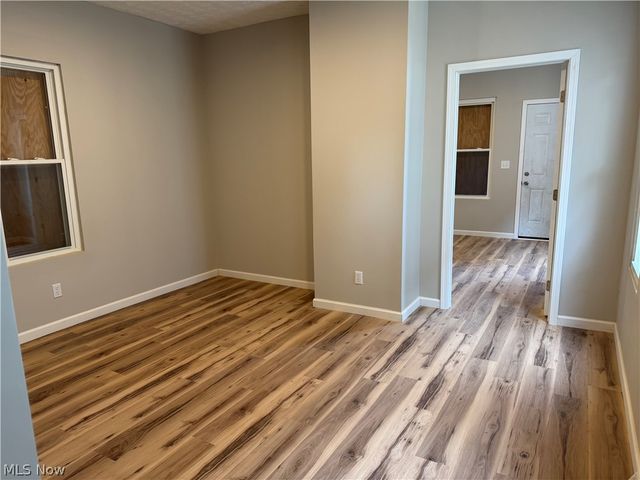 858 Forrest Drive, Akron, OH 44306