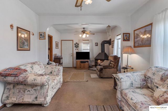 3933 X Street, Omaha, NE 68107