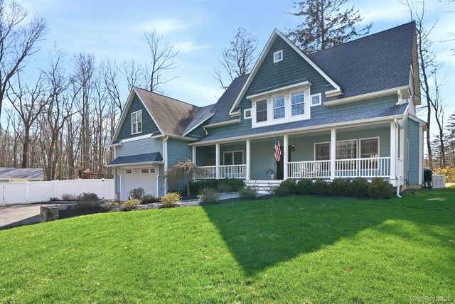 19 Lillian Road, Mahopac, NY 10541
