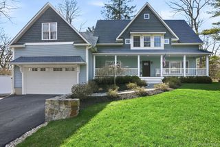 19 Lillian Road, Mahopac, NY 10541