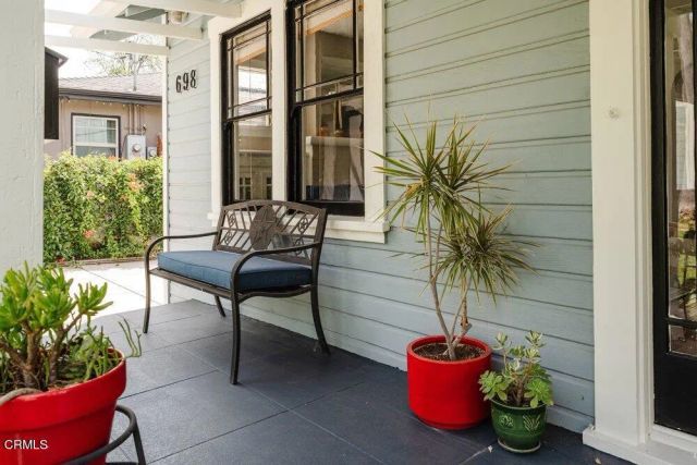 698 E Elizabeth Street, Pasadena, CA 91104