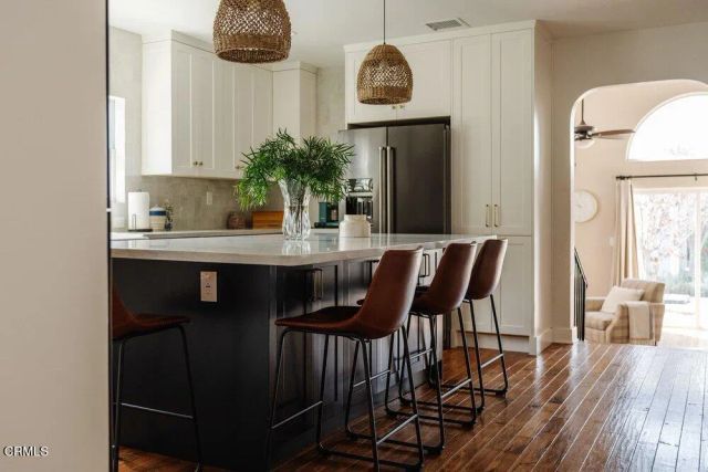 698 E Elizabeth Street, Pasadena, CA 91104