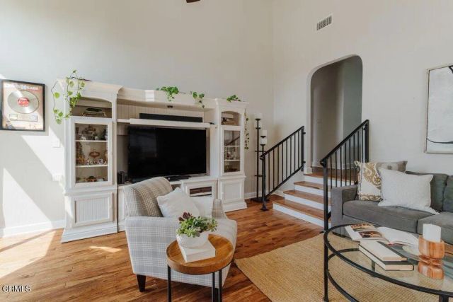 698 E Elizabeth Street, Pasadena, CA 91104