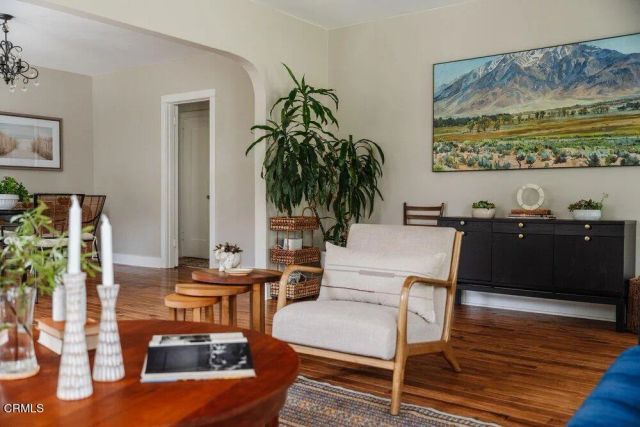 698 E Elizabeth Street, Pasadena, CA 91104