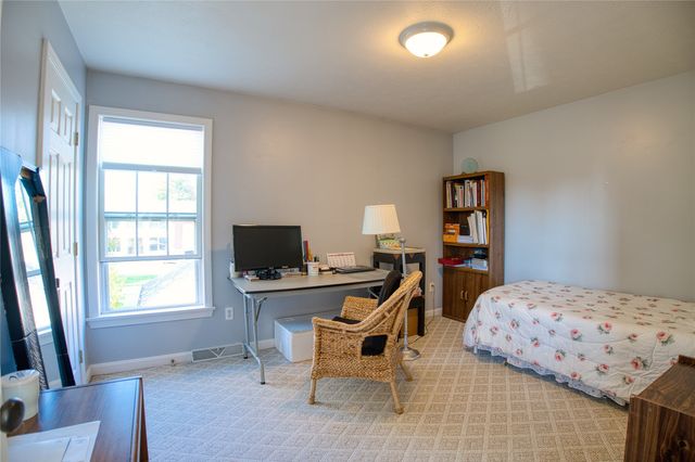 416-418 HILLCREST Drive, Edinboro, PA 16412