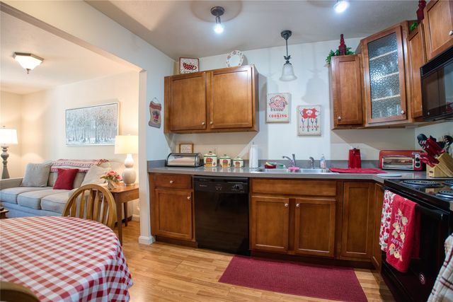 416-418 HILLCREST Drive, Edinboro, PA 16412