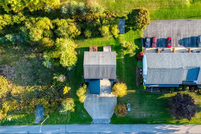 416-418 HILLCREST Drive, Edinboro, PA 16412