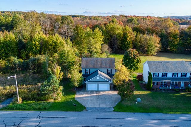 416-418 HILLCREST Drive, Edinboro, PA 16412