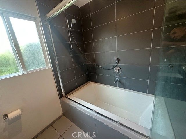 1834 9th, Santa Monica, CA 90404