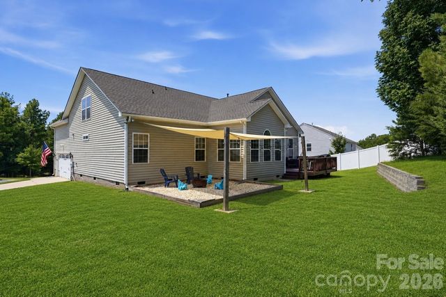 4851 Summerside Drive, Clover, SC 29710