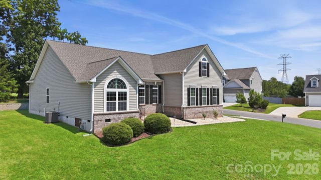 4851 Summerside Drive, Clover, SC 29710