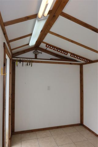 8720 HICKORYWOOD LANE, Tampa, FL 33615