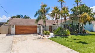 8720 HICKORYWOOD LANE, Tampa, FL 33615
