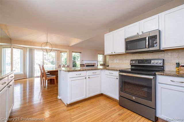 3901 Arbor Drive, Auburn Hills, MI 48326