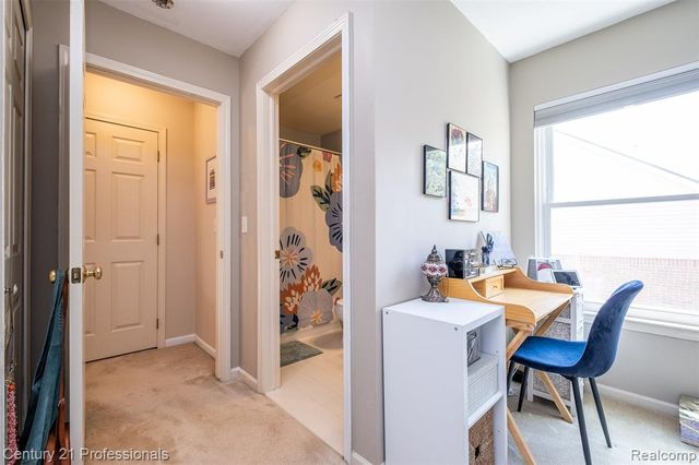 3901 Arbor Drive, Auburn Hills, MI 48326