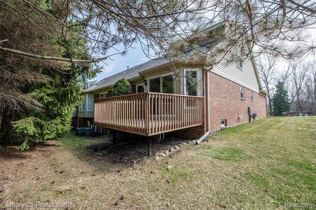 3901 Arbor Drive, Auburn Hills, MI 48326