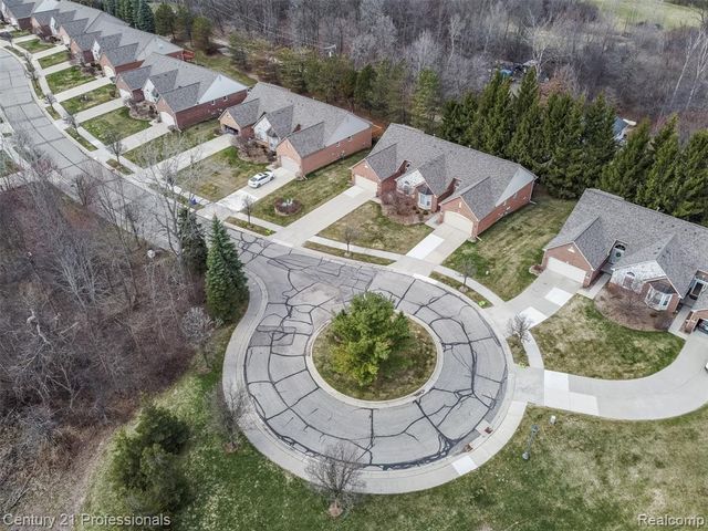 3901 Arbor Drive, Auburn Hills, MI 48326