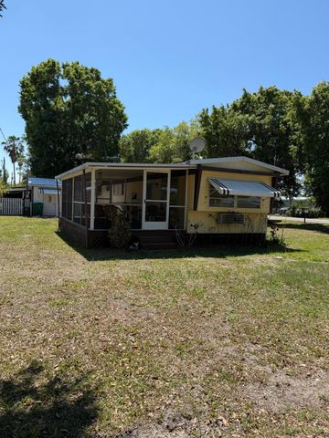 1106 NE 31st Terrace, Okeechobee, FL 34972