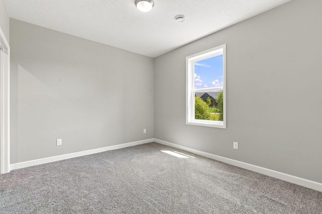 1497 Summit Court, Stillwater, MN 55082