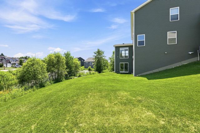 1497 Summit Court, Stillwater, MN 55082