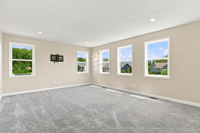 1497 Summit Court, Stillwater, MN 55082