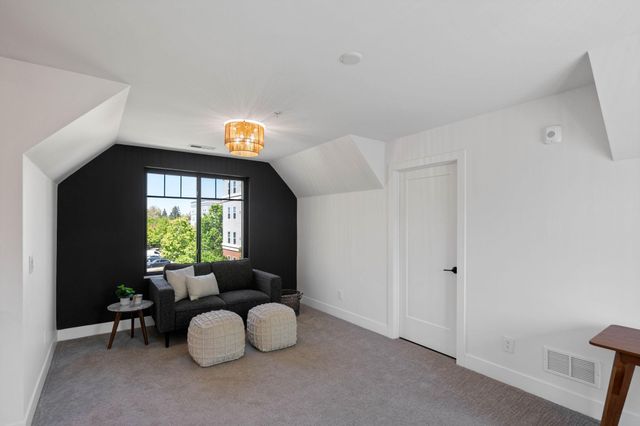 1733 3rd Street NE, Minneapolis, MN 55408