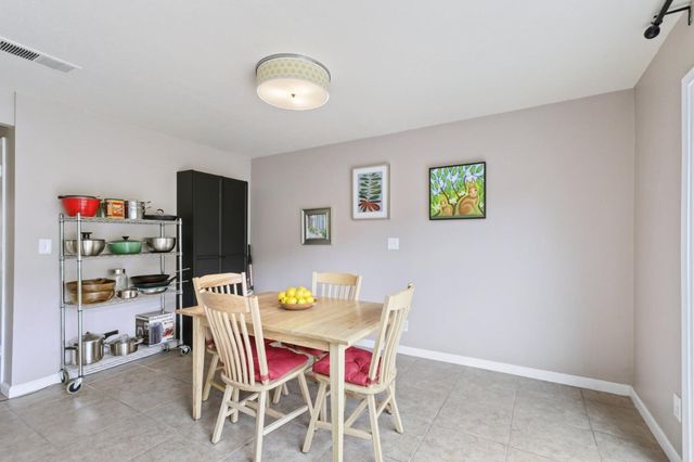 428 Safflower Pl, West Sacramento, CA 95691