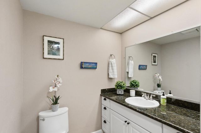 428 Safflower Pl, West Sacramento, CA 95691