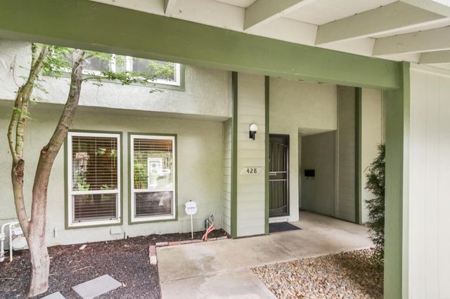 428 Safflower Pl, West Sacramento, CA 95691