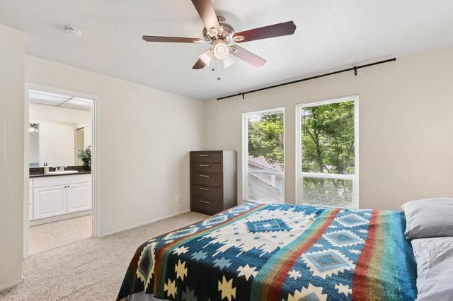 428 Safflower Pl, West Sacramento, CA 95691