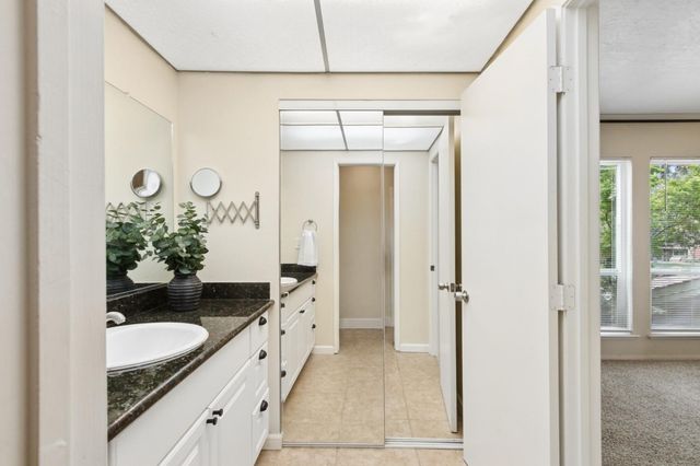 428 Safflower Pl, West Sacramento, CA 95691