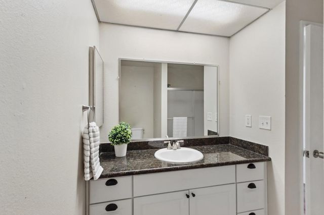 428 Safflower Pl, West Sacramento, CA 95691