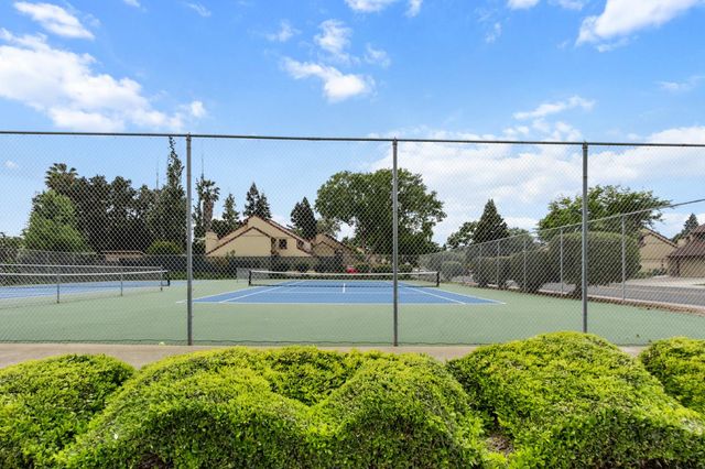 428 Safflower Pl, West Sacramento, CA 95691