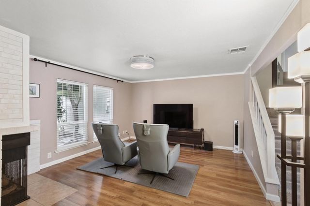 428 Safflower Pl, West Sacramento, CA 95691