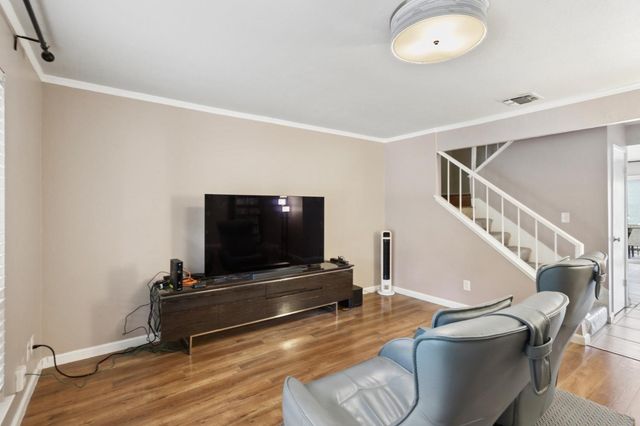 428 Safflower Pl, West Sacramento, CA 95691