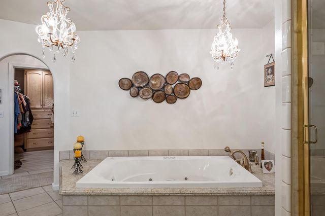 4924 N Arthur Avenue, Fresno, CA 93705