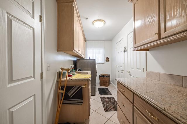 4924 N Arthur Avenue, Fresno, CA 93705
