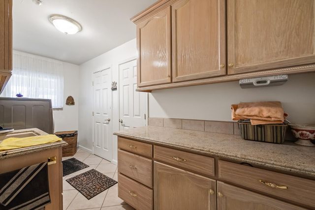 4924 N Arthur Avenue, Fresno, CA 93705