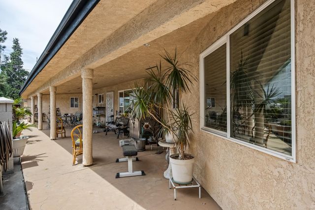 4924 N Arthur Avenue, Fresno, CA 93705