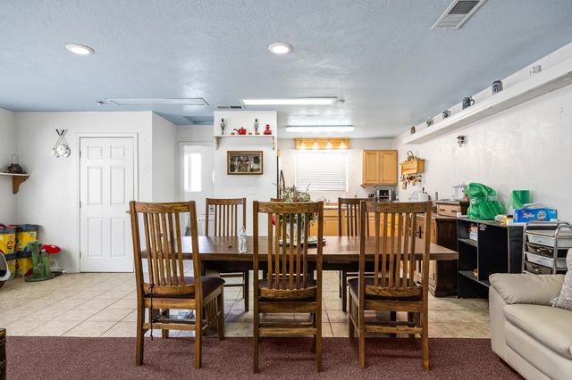 4924 N Arthur Avenue, Fresno, CA 93705