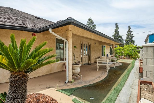 4924 N Arthur Avenue, Fresno, CA 93705