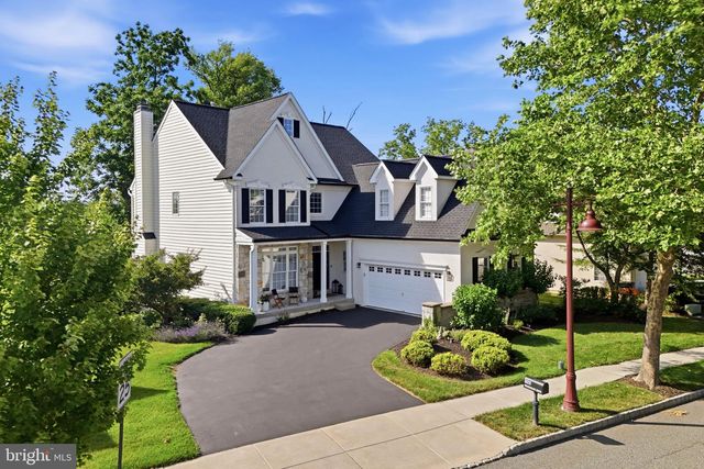 322 WAYNEBROOK DR, Chester Springs, PA 19425
