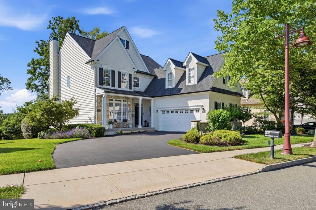 322 WAYNEBROOK DR, Chester Springs, PA 19425