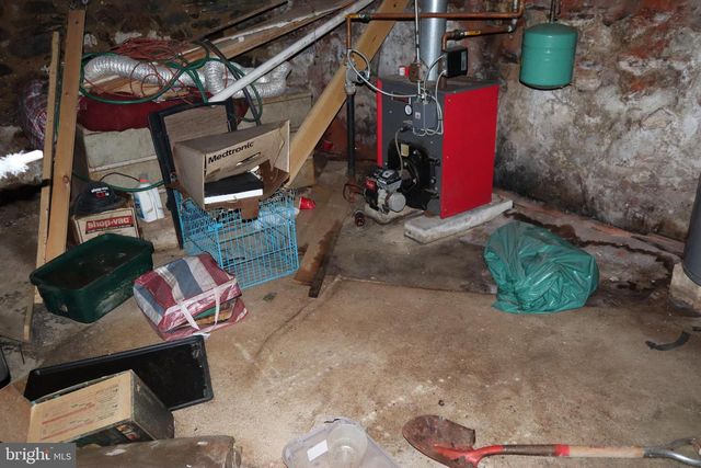 1219 W 7TH ST, Chester, PA 19013