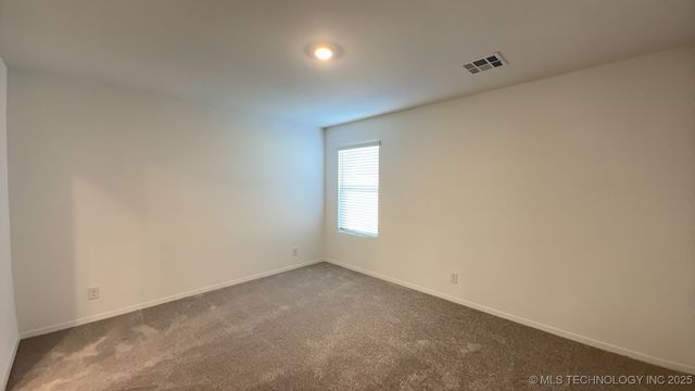 8607 E 164th Court S, Bixby, OK 74008