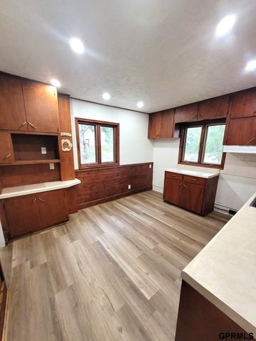 705 D Avenue, Plattsmouth, NE 68048