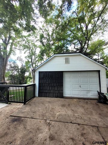 705 D Avenue, Plattsmouth, NE 68048